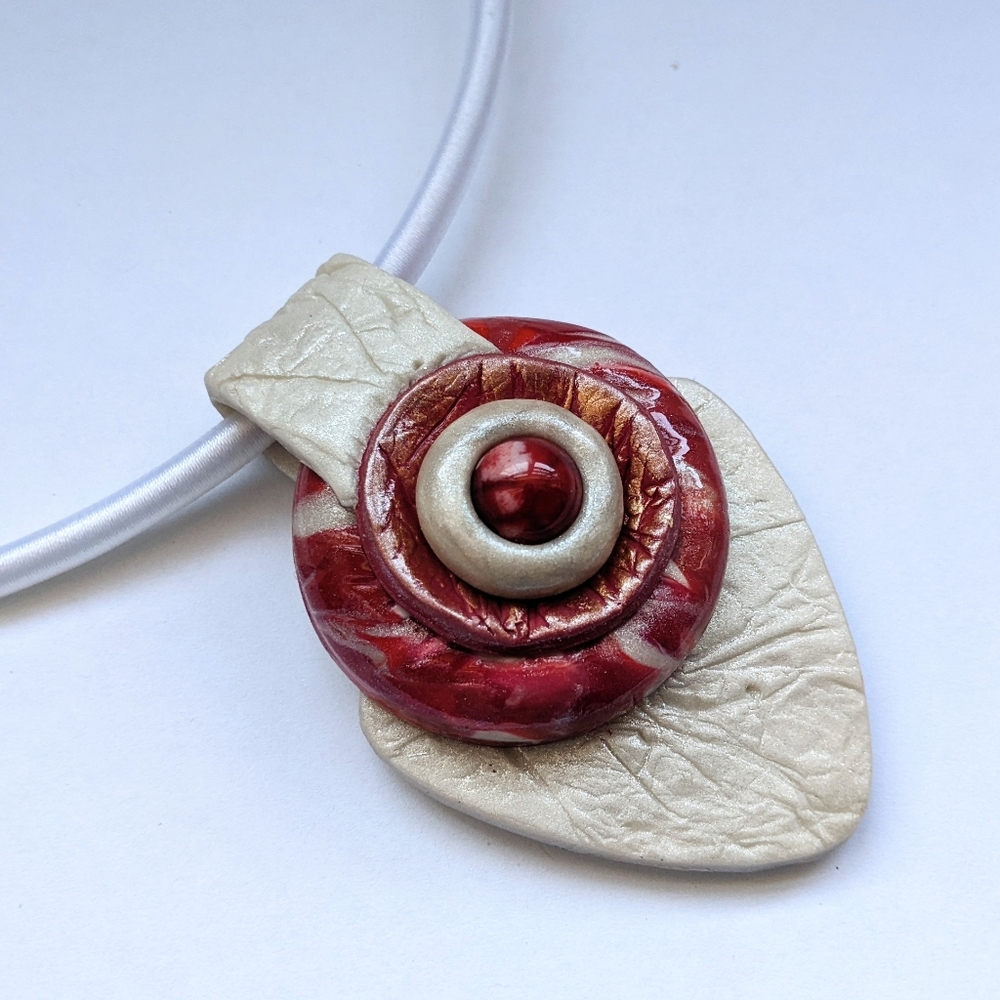 Pendant necklace in Boho style leather imitation handmade with gemstones